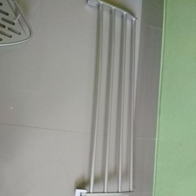 Rak Handuk Berkait Portabel 2 Susun Menempel Pada Dinding Bahan Aluminium 4.1!