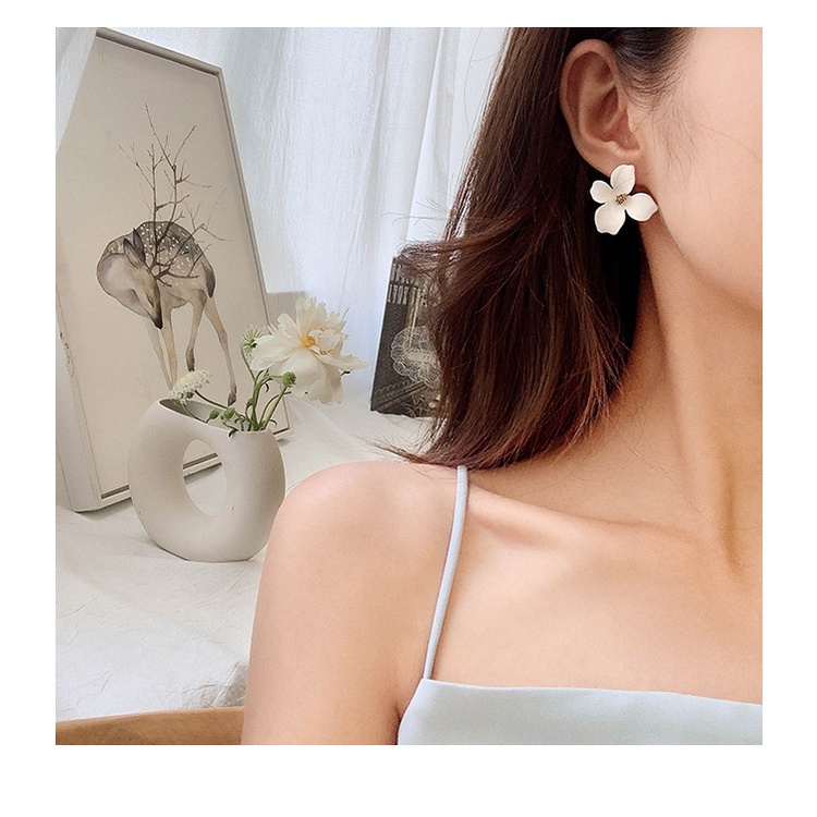 Anting Tusuk Motif Bunga Ala Korea Banyak Pilihan Warna (Takota 023)