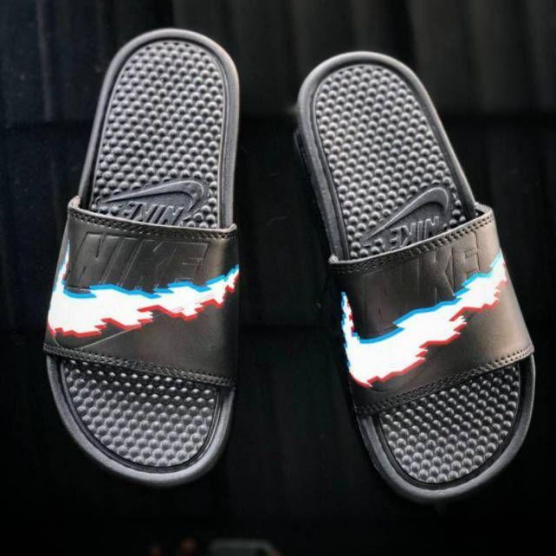 Sandal Nike FLIP FLOP Benassi, Sandal Nike Benassi Swoosh, Sandal Slide Nike Benassi slides