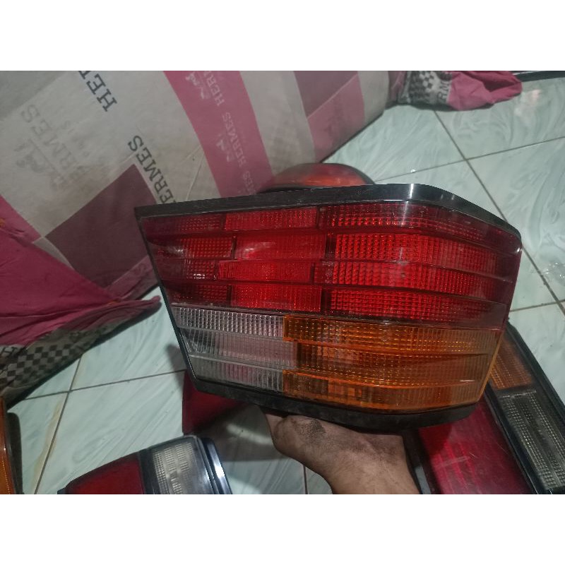stoplamp Mercedes Benz w124