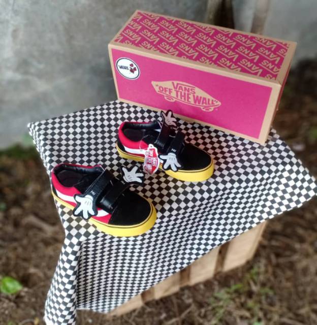 Sepatu Vans Mickey Junior Anak Artis Rafi Rafatar black white Merah Sneakers Lebaran Lucu Tk Sd