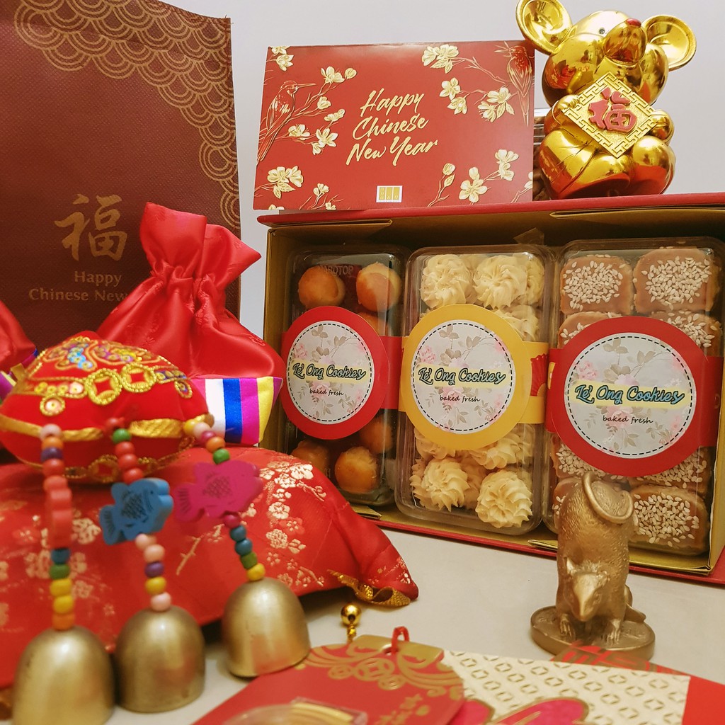 

Paket Hampers Imlek Sincia Kue Kering - Metal