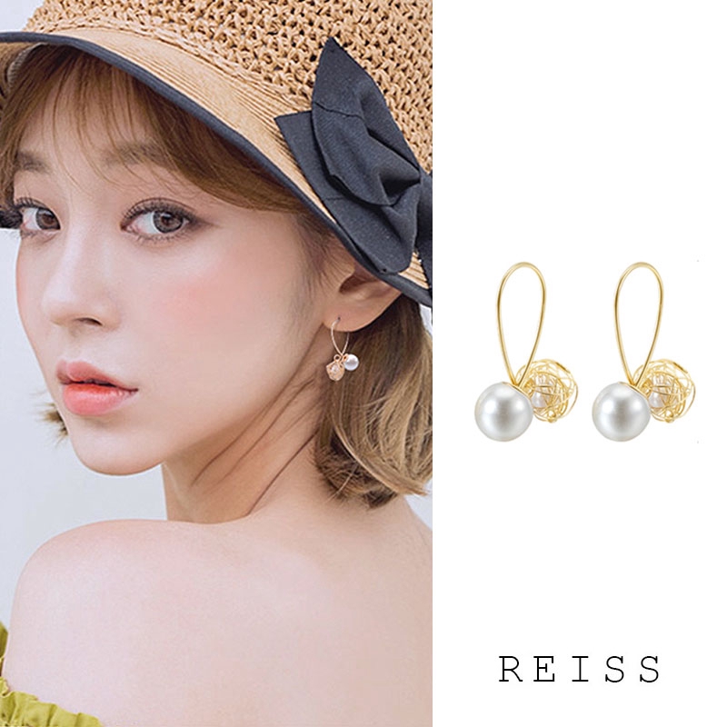 Anting Motif Bola Model Hollow Gaya Retro Untuk Wanita