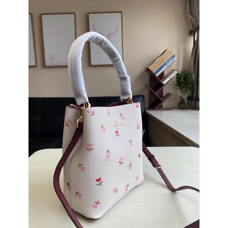 Coach Small Town Bucket Bag With Heart Floral Print C8610 C8254 C7976 C2811 2312 C3411 C7245 C2310 C3598