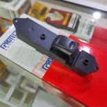 Saklar power window Mitsubishi Kuda kiri belakang