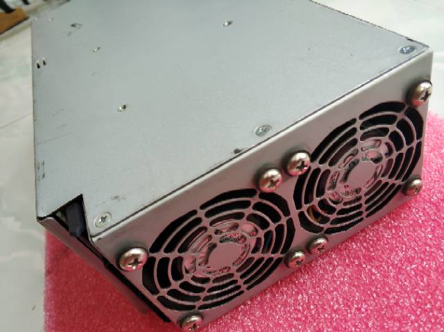 Switching 12V 136A Artesyn power supply 1692 Watt