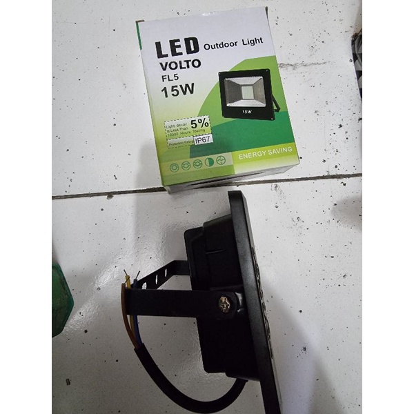 Volto Lampu sorot Floodlight 2 warna 15w Ip 67.  Lampu tembak 15 watt 2 warna