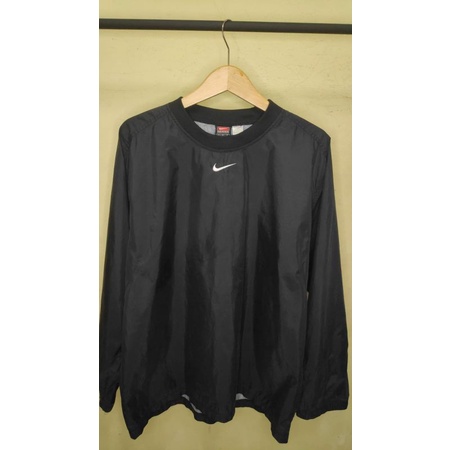 crewneck nike center second