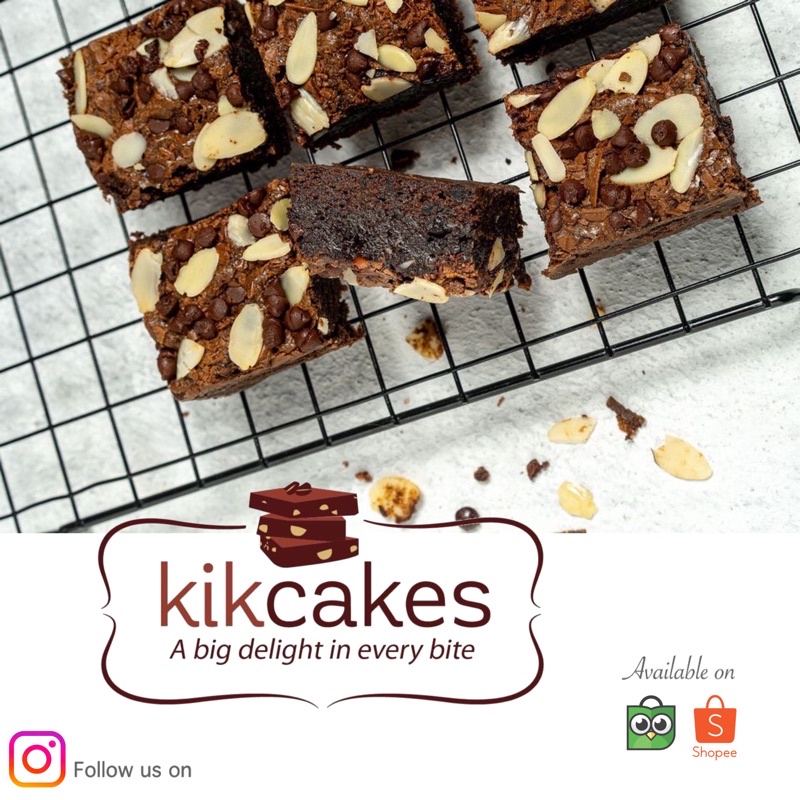 

FUDGY DELFI BROWNIES by kikcakes