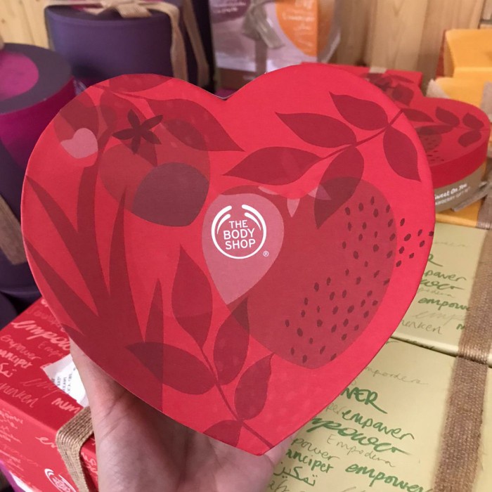 

DISKON SPESIAL THE BODY SHOP BY TERMURAH