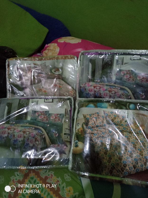 Sprei Motif Elegan  Sprei Bagus Set 2 Sarung Bantal Guling Tidur Ukuran 180x200 Sprei Karakter Cd-1