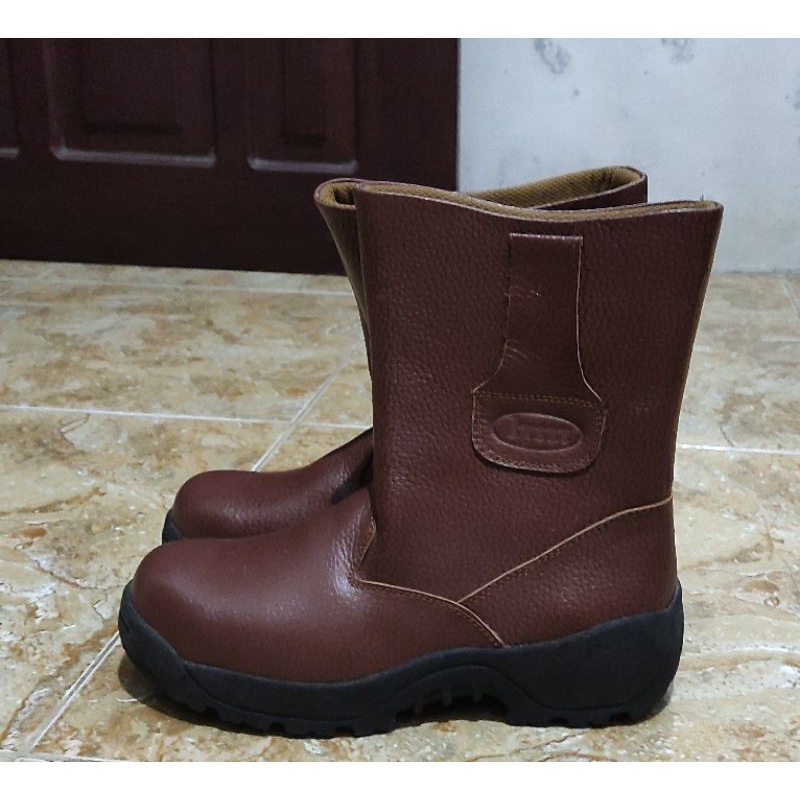 sepatu safety Handymen