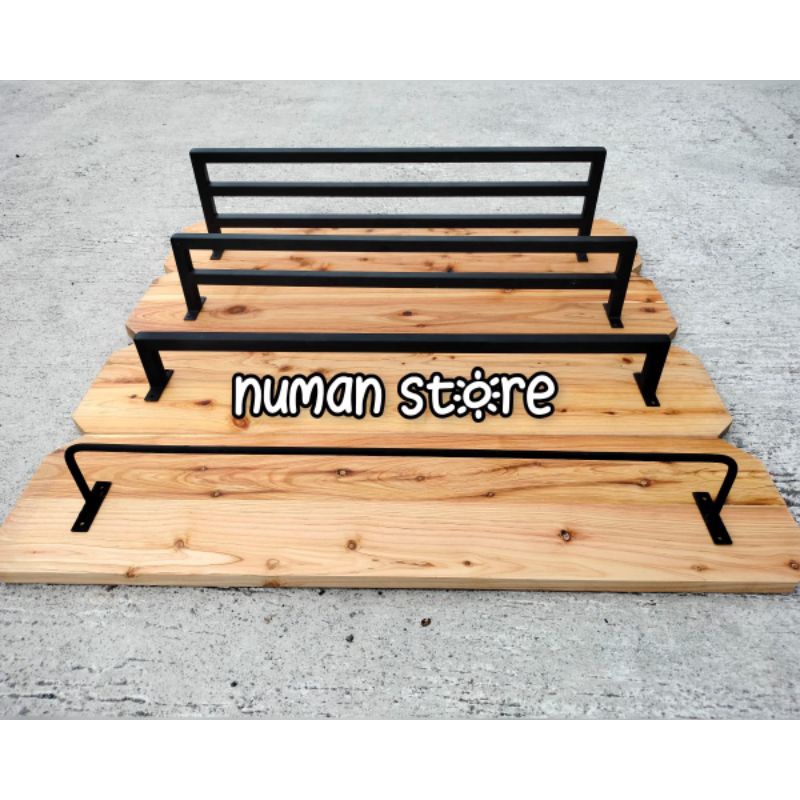 Hanger rak Gantungan Jemuran Handuk/Baju dinding hollow besi 60cm/PCS