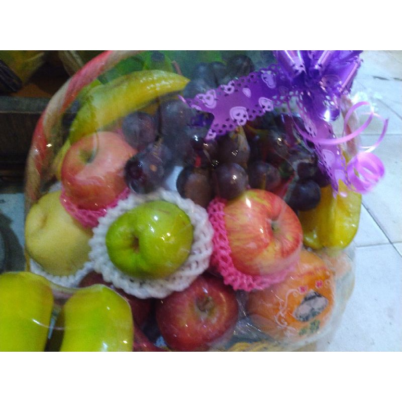 

PARSEL BUAH SEDANG(free pita)15'