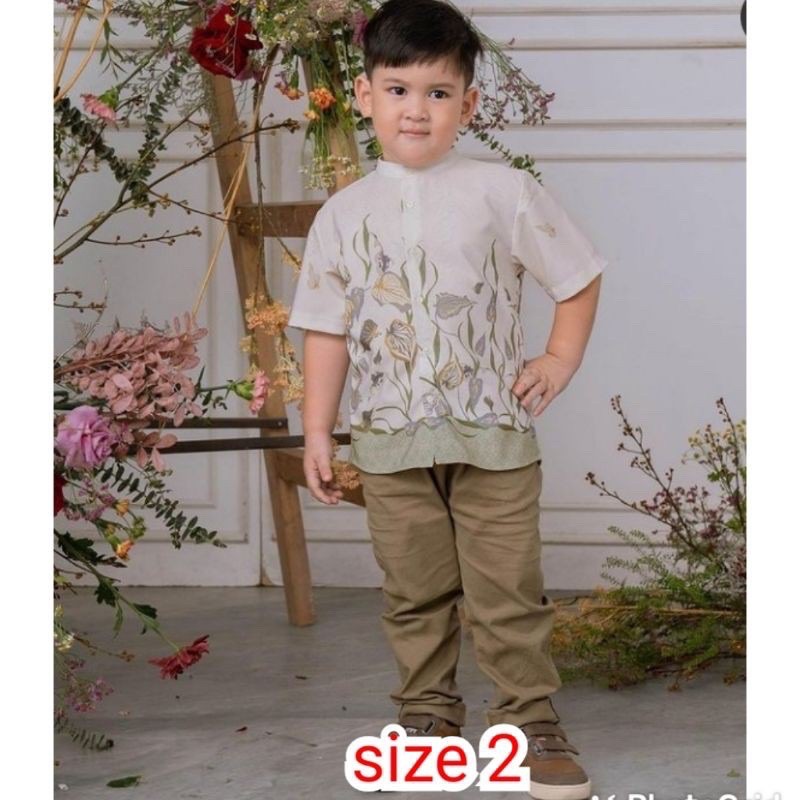 Preloved Adinata Koko Sand Size 2 by Geulis