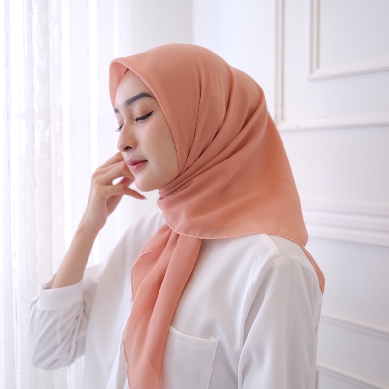 Bella Square / Plain Hijab / Poton Segiempat / Daily Hijab / Polycotton