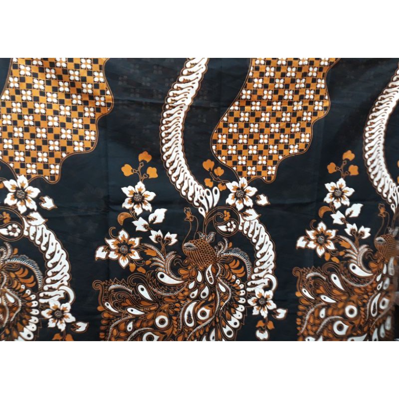 Kain batik solo merak truntum wajik
