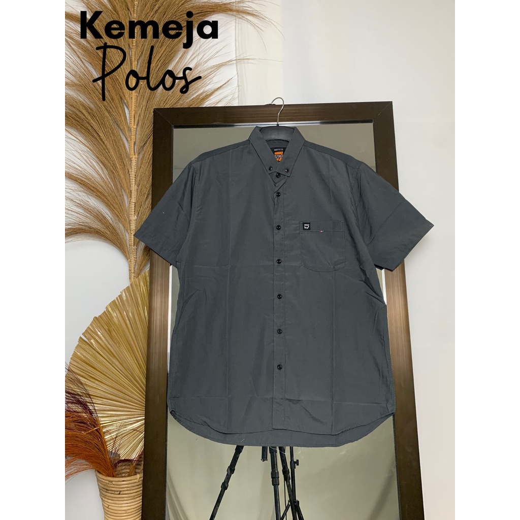 KEMEJA PENDEK JUMBO POLOS