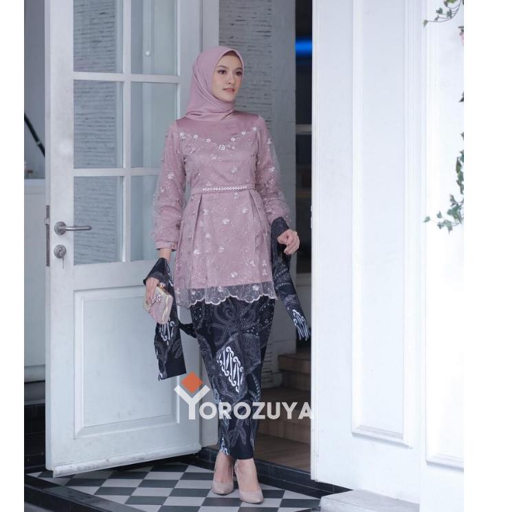 Top Produk.. Batik Couple Kebaya Modern Kebaya Tunangan Lamaran Baju Wisuda Batik Brukat Terbaru Keb