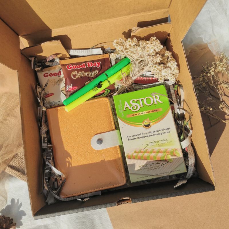 

hampers box-gift box-hadiah custom