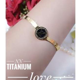 Titanium Gelang i8999