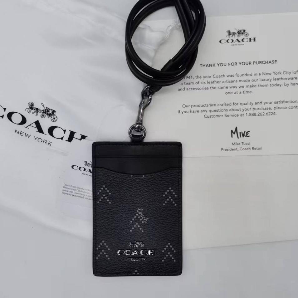 

ZaG⭐️ Baru!!! Coach Metal LOGO Lanyard ID Card Holder Name Tag Delapan Warna |Restock