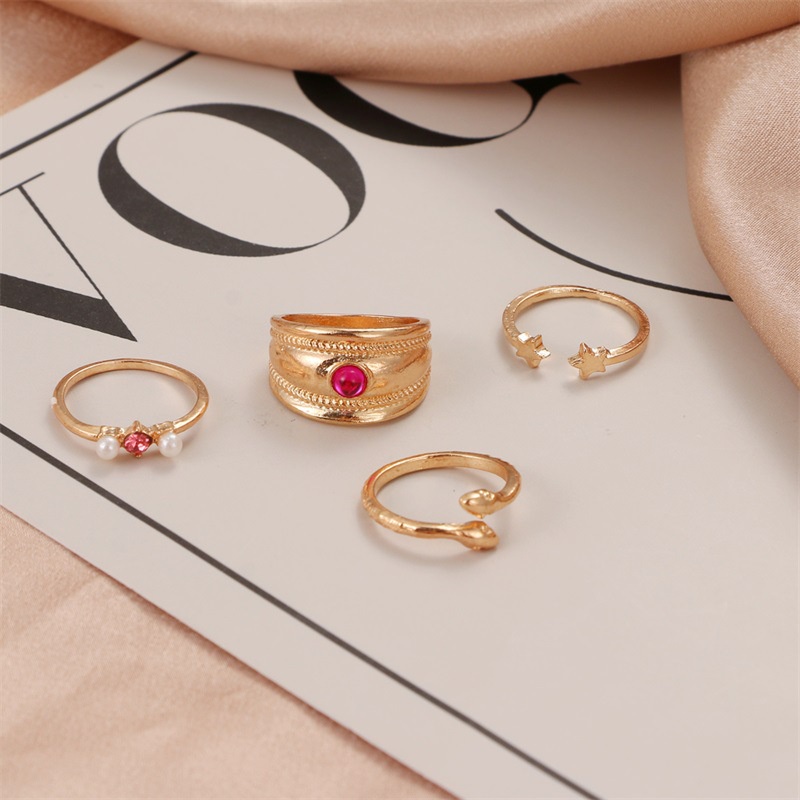 4 piece set fashion snake-shaped diamond star ring Vintage combination elegant ring set for women