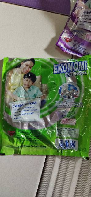 SABUN EKONOMI SEPAKET 3 BKS UKURAN 500K.BANYAK PILIHAN WARNA