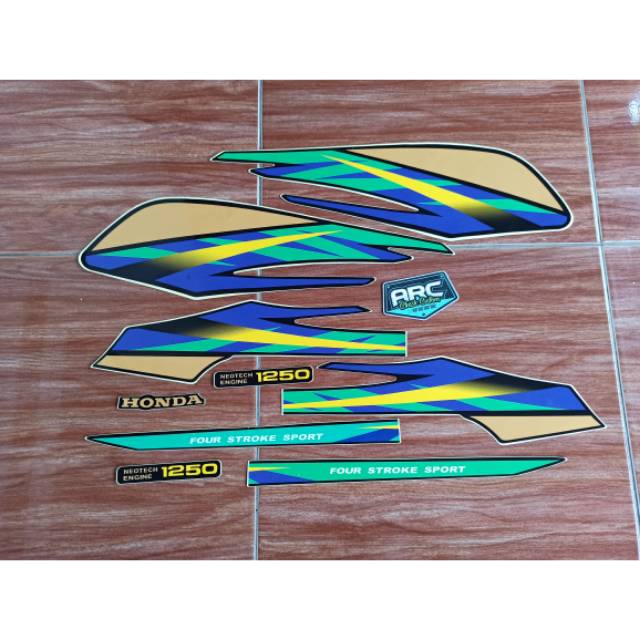 Sticker striping honda GL max hijau biru