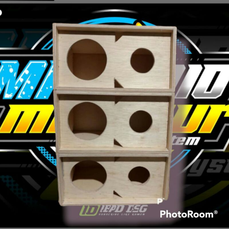 Box Kotak Tempat Speaker Line array Midle Audio Miniatur Sound