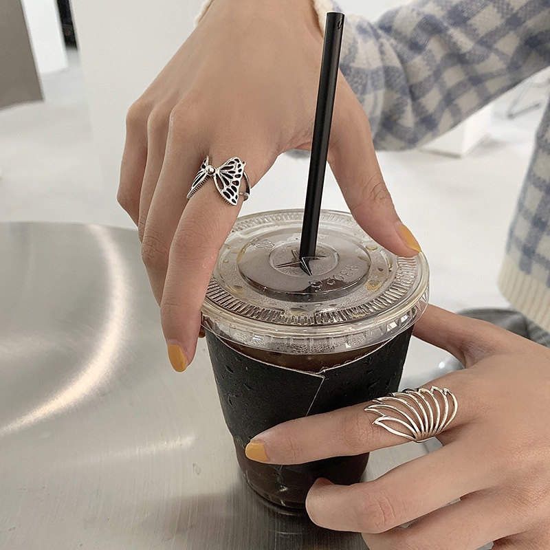 Cincin Model Hollow Butterfly Gaya Retro Hip Hop