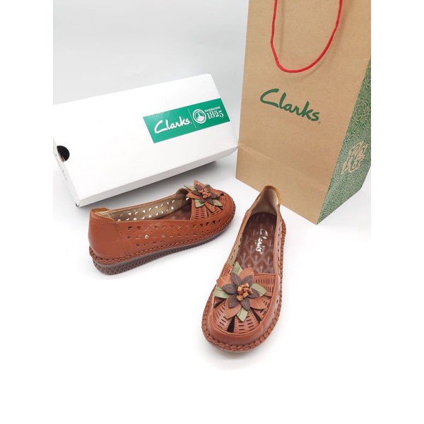 Clarks flat Bunga Rg 21509 / sepatu Wanita Clarks / Clarks wanit