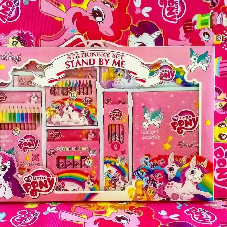 

Best product HSB37 Alat tulis set / Alat gambar set Pony / Unicorn / Spiderman / Cars / Frozen / dll