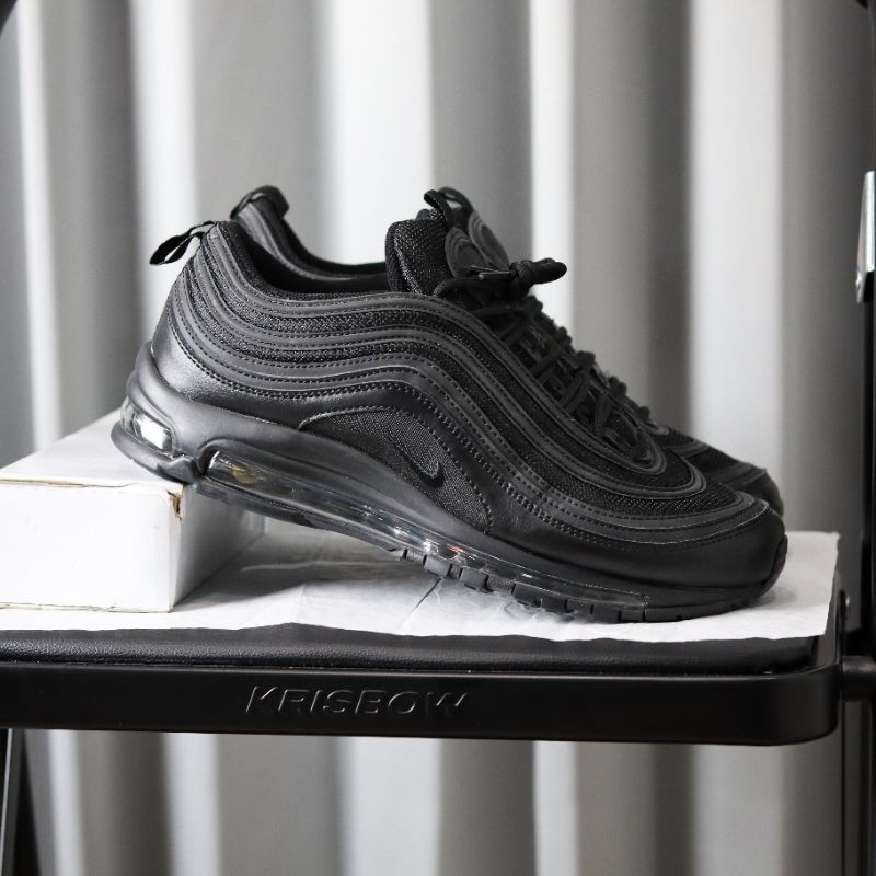 Nike airmax 97 triple black / Sepatu Nike / Sepatu pria