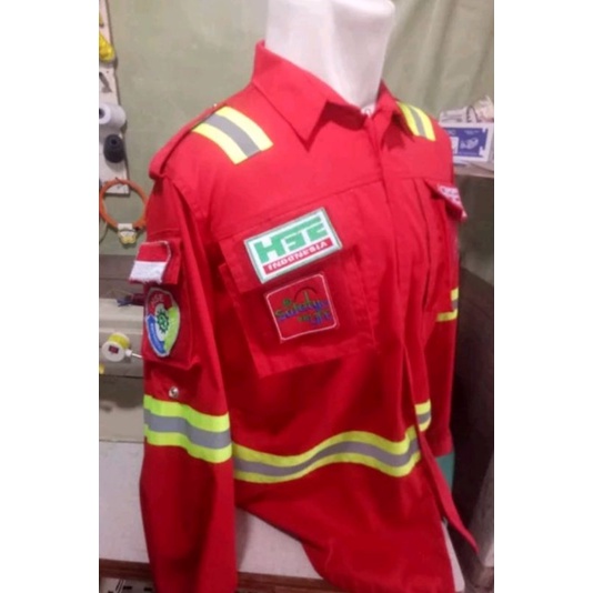 SERAGAM SAFETY MERAH HSE ATASAN KANCING DAN RESLETING FULL LOGO EMBLEM