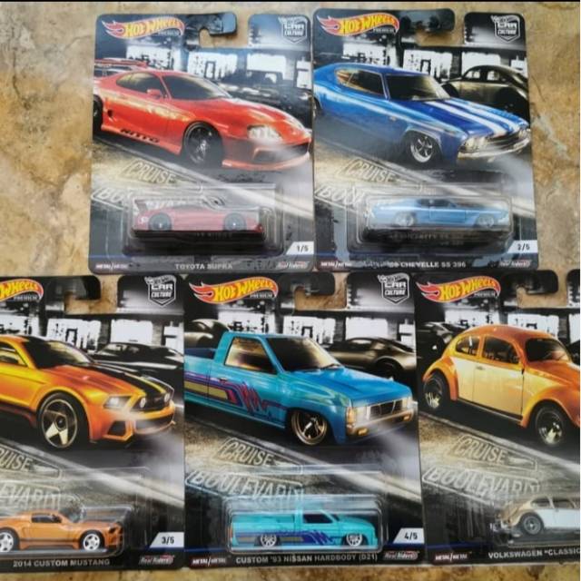 Hot Wheels Cruise Boulevard Set Car Culture Toyota Supra VwClassic Chevelle SS Custom Mustang Nissan