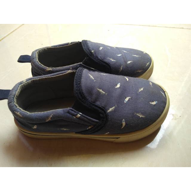 Sepatu Oshkosh B'gosh