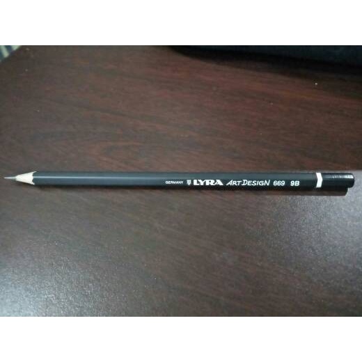 

Promo Bulan Ini Pensil Art Design 9B Lyra Bagus Trendi
