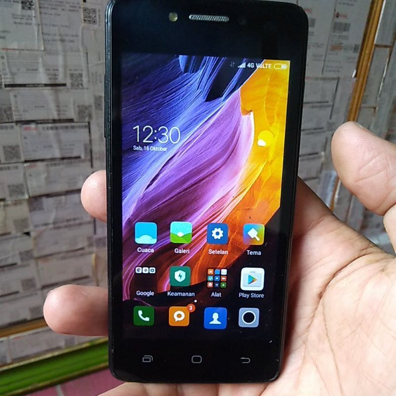 Andromax B16C2G 1/8GB 4G LTE second normal mulus sesuai foto