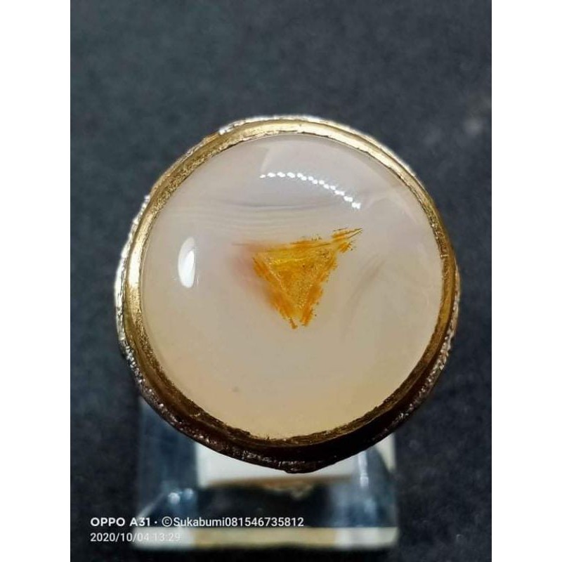 Natural batu combong