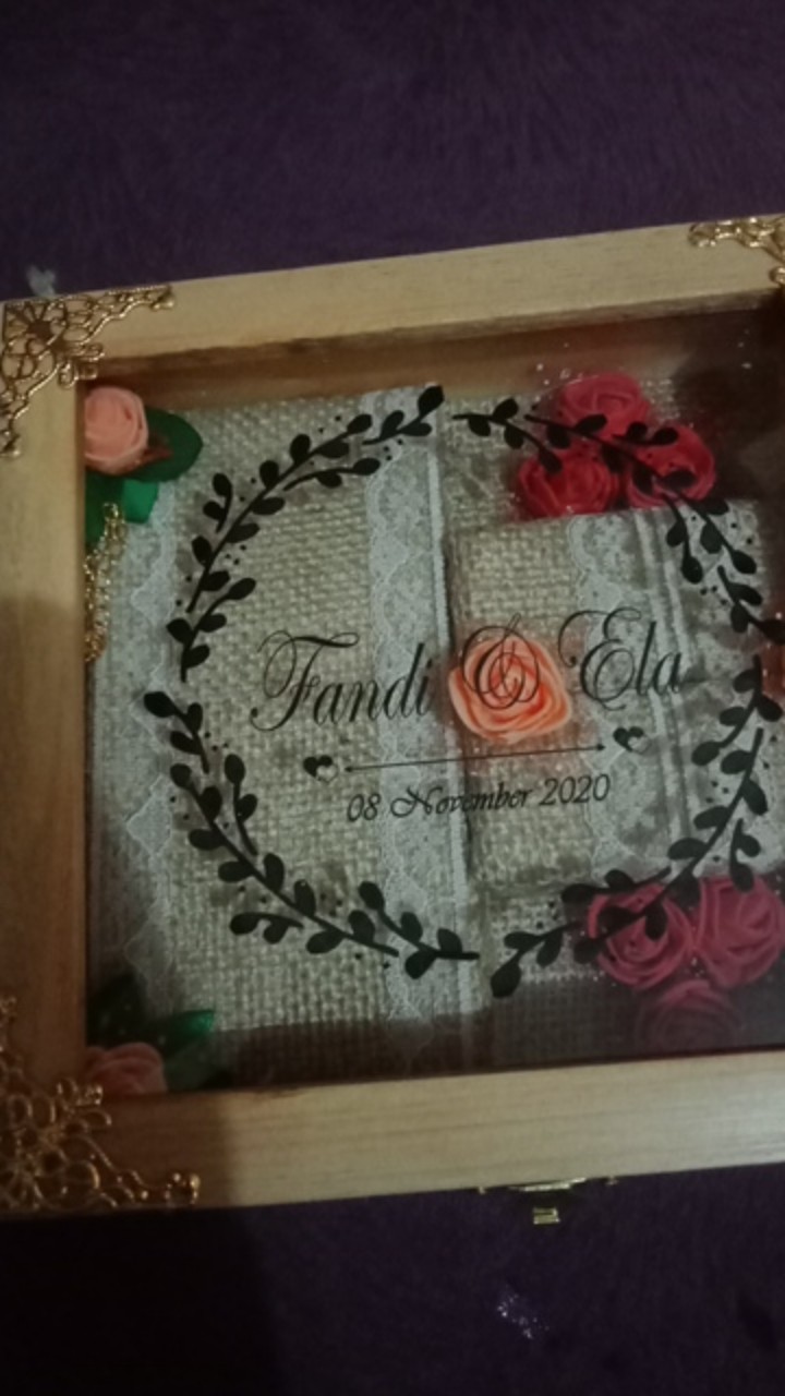 Kotak Mahar 2 Perhiasan Berbahan Kayu Palet