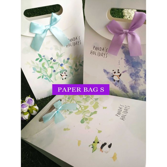 

Paper Bag Motif / Tas Kertas Kado / Tas Ulang tahun - S Panda Holiday