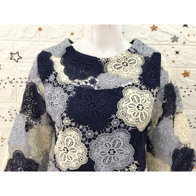 Produk baru dari Pink Butik Bangkok, blouse brokat premium