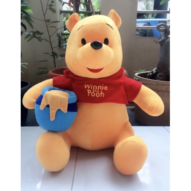 Boneka Winnie The Pooh Besar