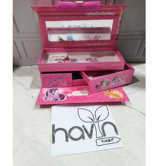 

Termurah dan terbaik >> KOTAK PENSIL ada KODE biasa PASSWORD 3 TINGKAT/PENCIL CASE KODE BIASA