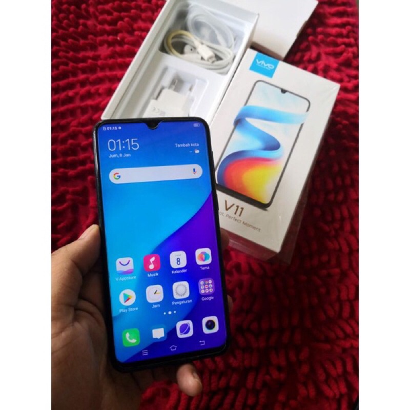 VIVO V11i ORI RAM 8/256GB BARU FULLSET GARANSI 1TAHUN. LAYAR 6,3inch SUPER AMOLED FINGEPRINT