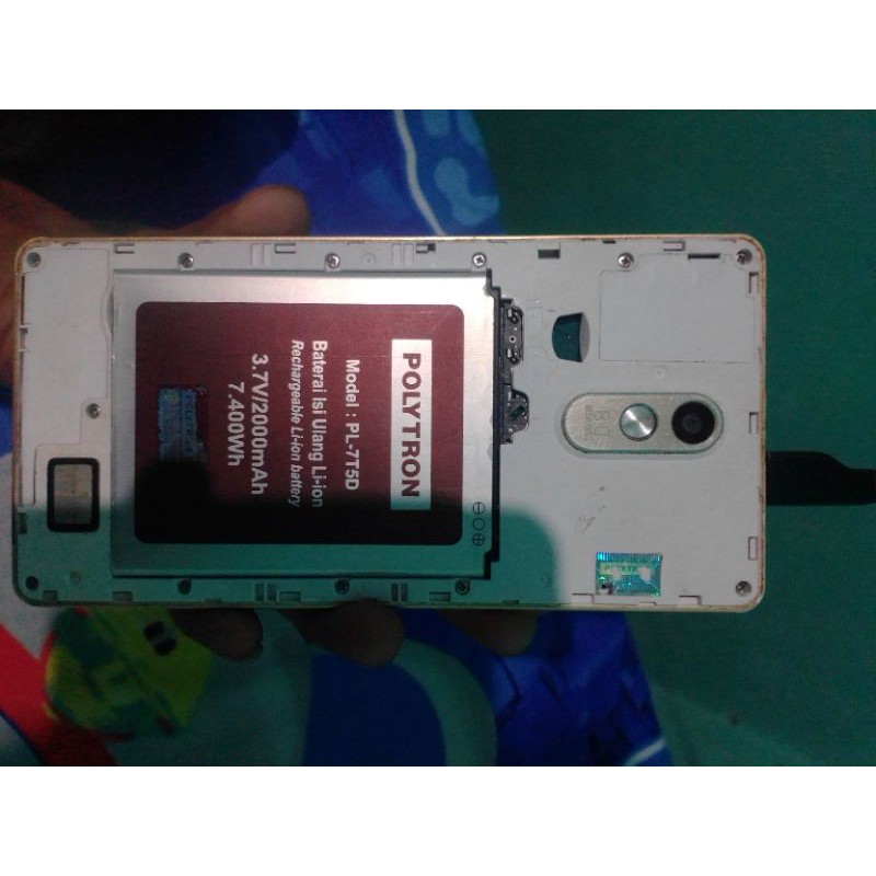 hp murah polytron ram 2/16