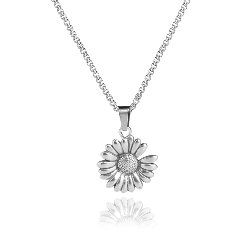 Korea Dongdaemun little Daisy kalung wanita trendi fashion pendek kalung sweater chain in titanium b