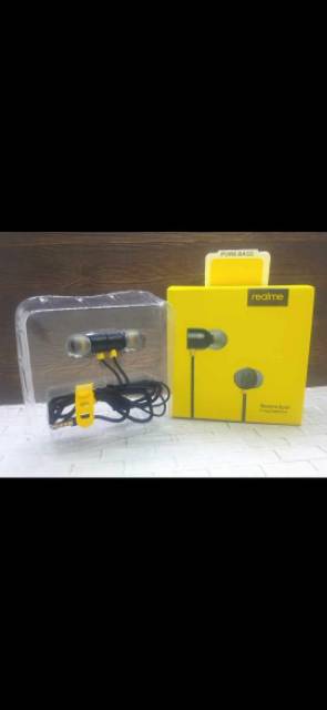 HANDSFREE REALME MURAH MAGNET IN-EAR EXTRA BASS EARPHONE HENSET HEADSET HANSET HEADPHONE REALME MAGNET