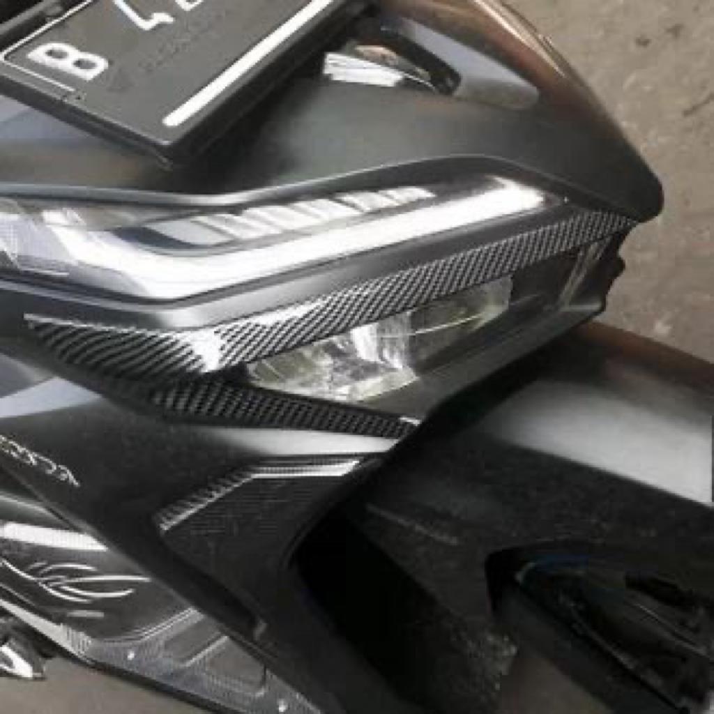 Cover Tutup Alis Lampu Depan Honda Vario 2018 Carbon Karbon Nemo Original PNP - Charmoto